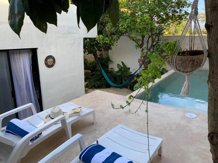 Вилла Private Full House With Pool And Cozy Patio Вальядолид Экстерьер фото