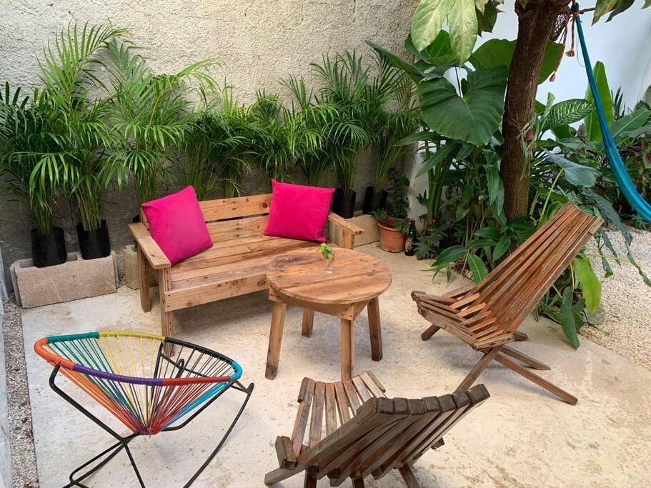 Вилла Private Full House With Pool And Cozy Patio Вальядолид Экстерьер фото